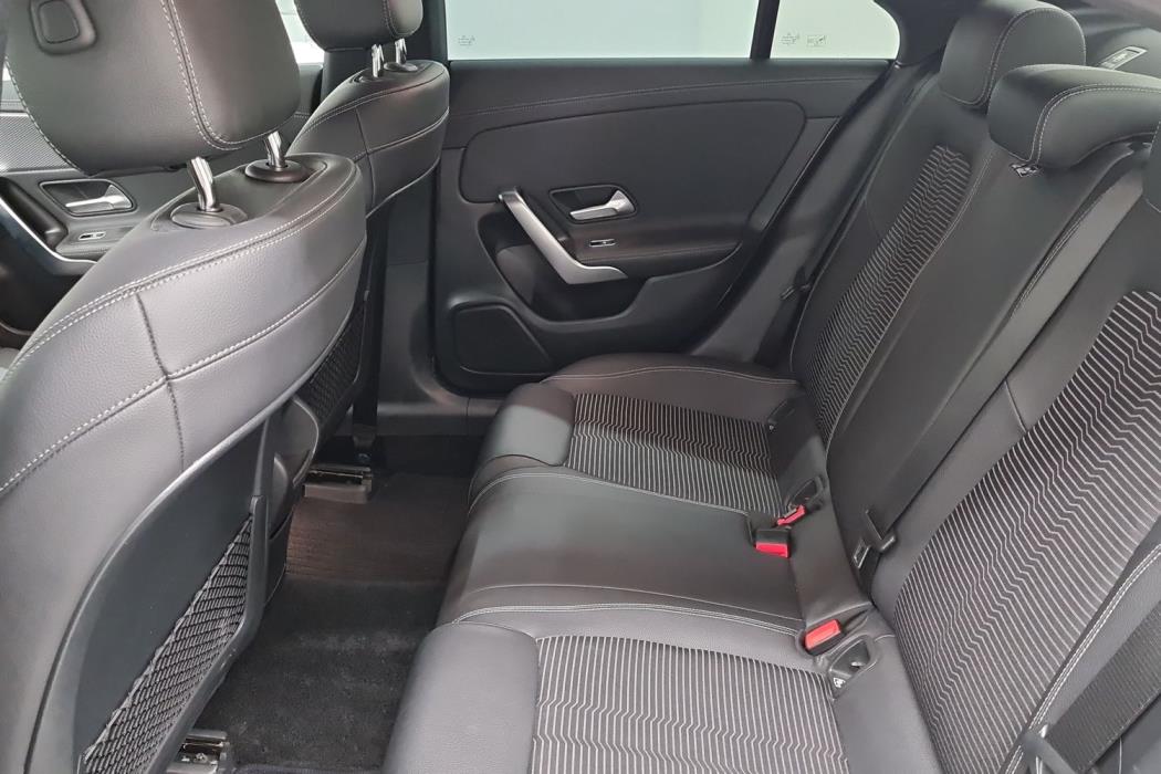 MERCEDES-BENZ CLA 2019