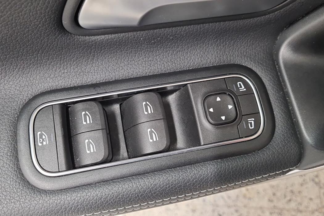 MERCEDES-BENZ CLA 2019