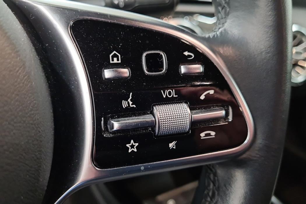 MERCEDES-BENZ CLA 2019