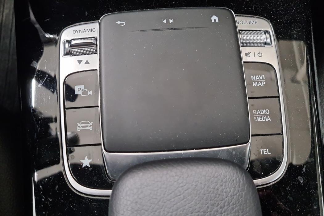 MERCEDES-BENZ CLA 2019