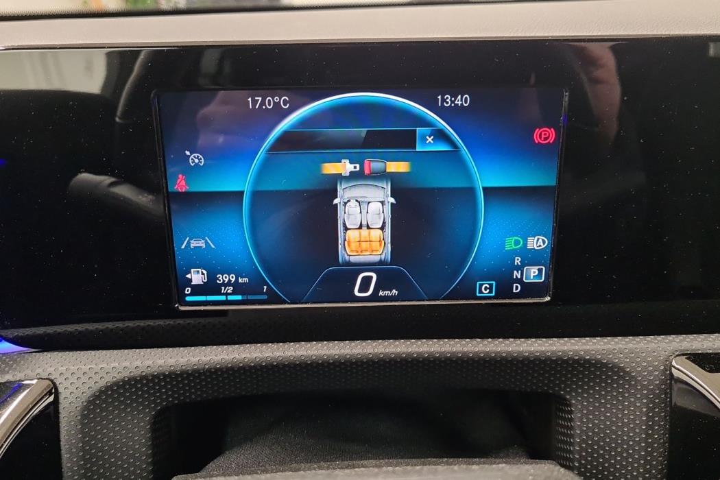 MERCEDES-BENZ CLA 2019