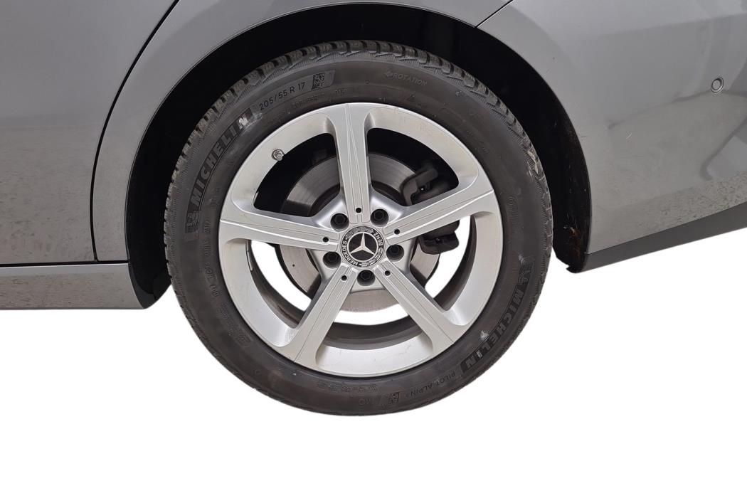 MERCEDES-BENZ CLA 2019