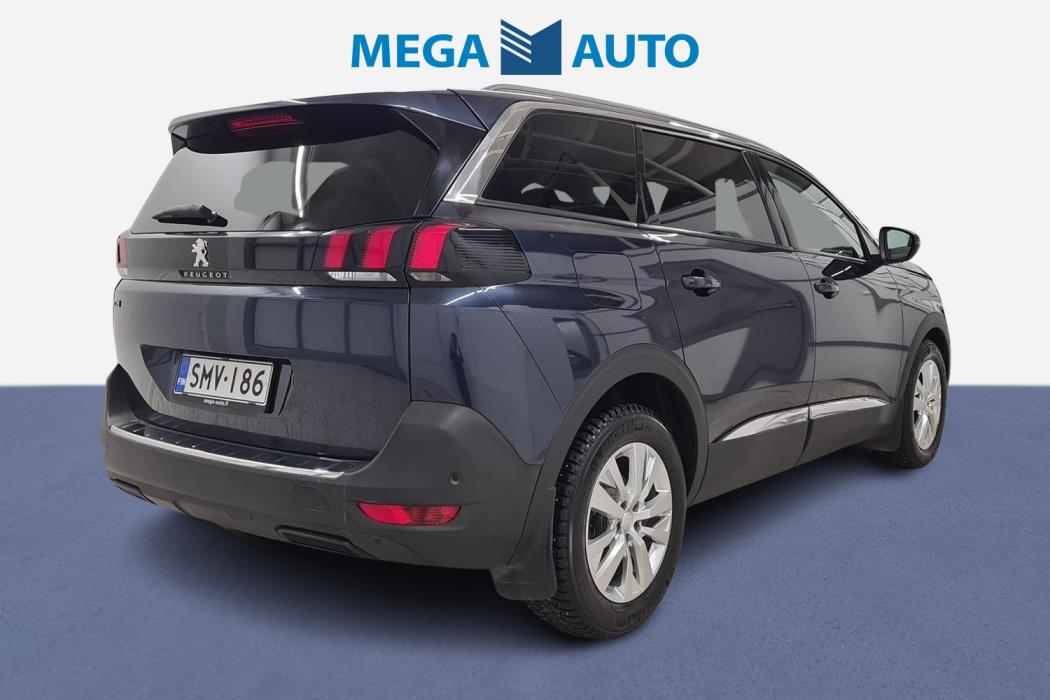 PEUGEOT 5008 2018