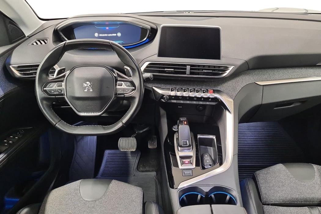 PEUGEOT 5008 2018