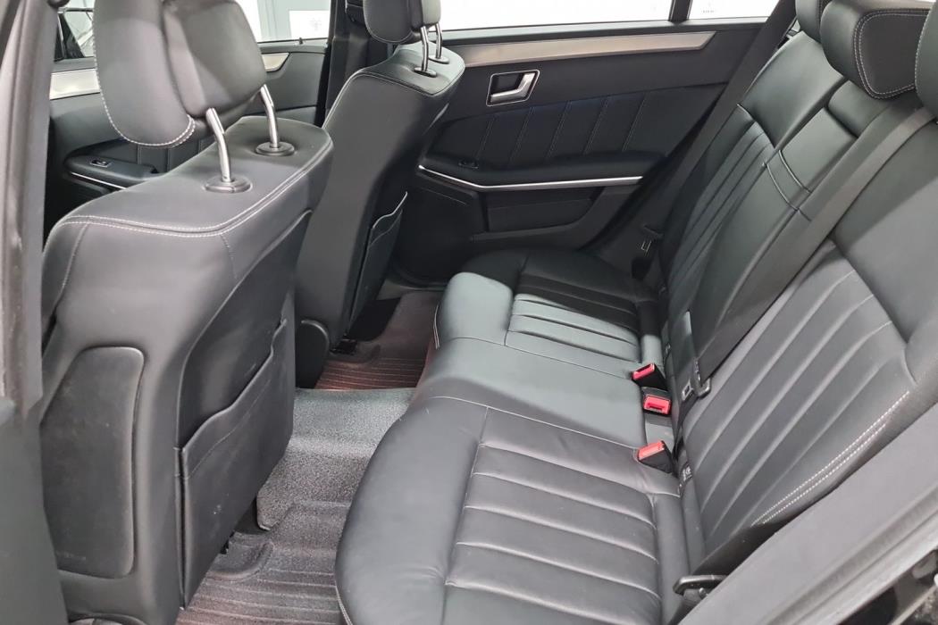 MERCEDES-BENZ E 2016