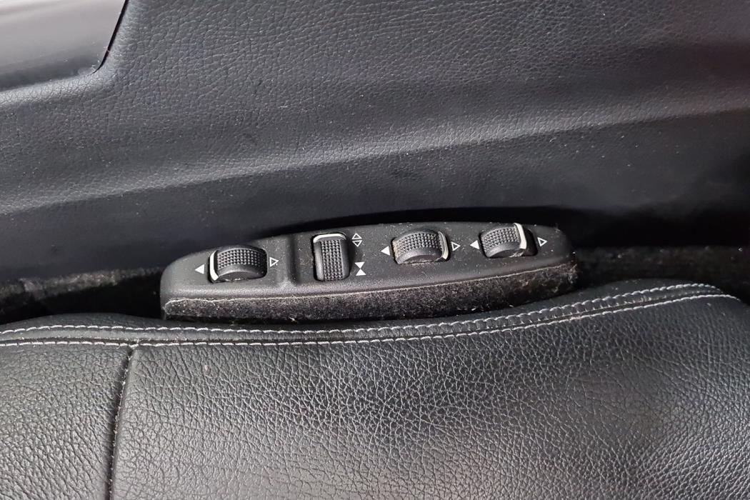 MERCEDES-BENZ E 2016