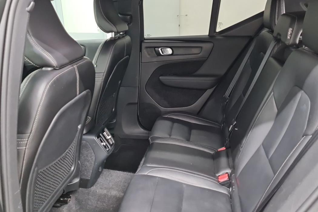 VOLVO XC40 2018