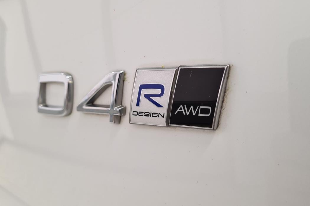 VOLVO XC40 2018