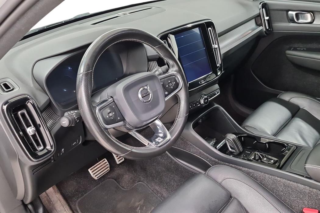 VOLVO XC40 2018