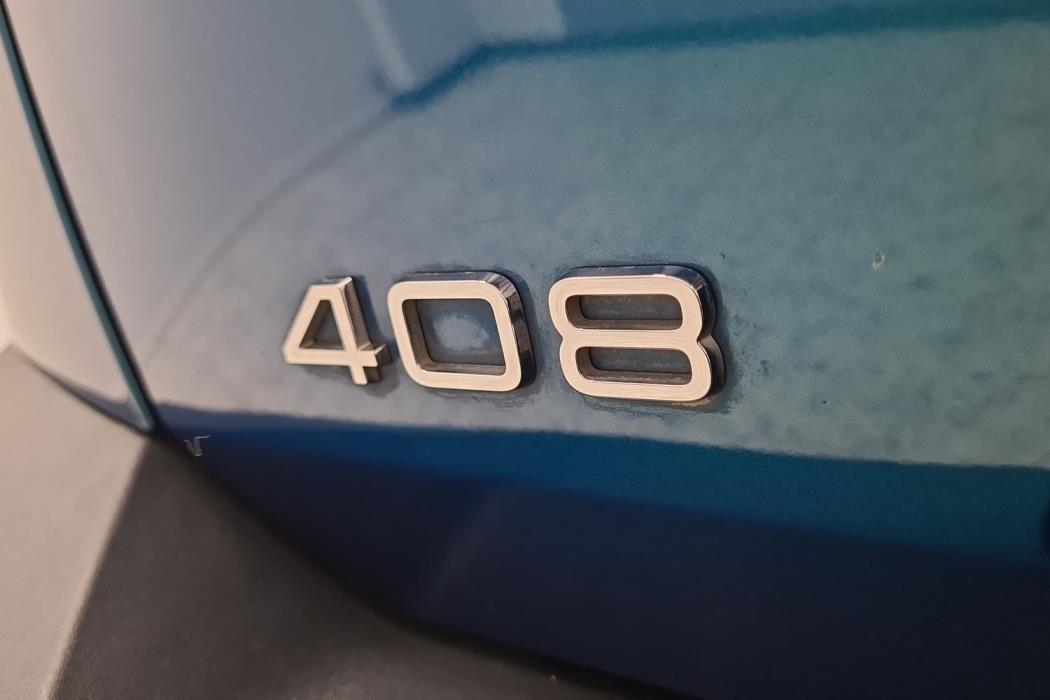 Peugeot 408 2024