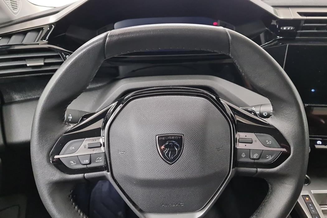Peugeot 408 2024