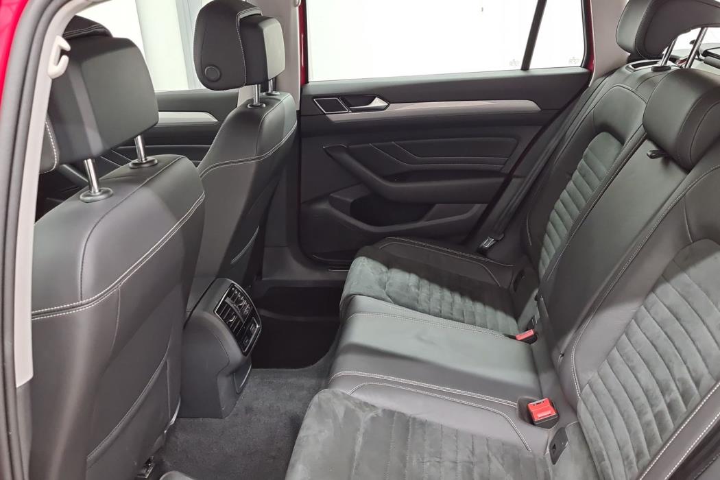 VOLKSWAGEN PASSAT 2020