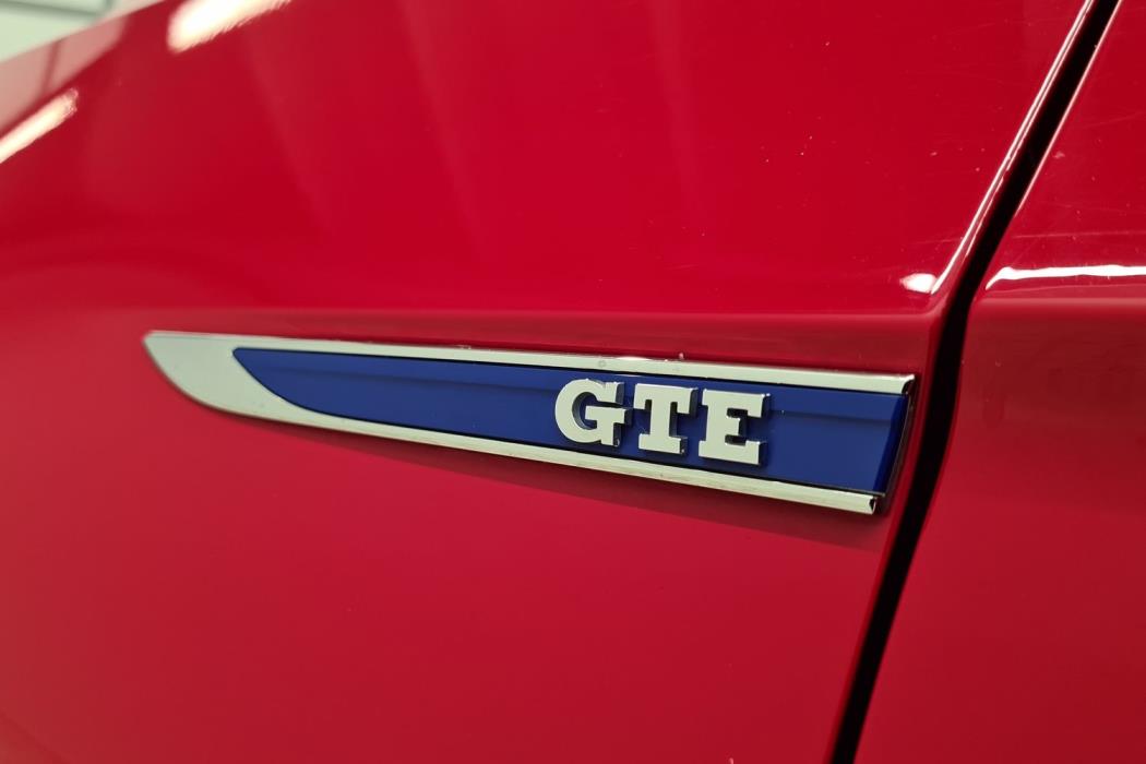 VOLKSWAGEN PASSAT 2020