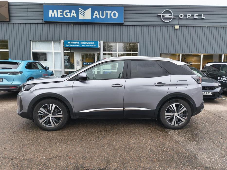 PEUGEOT 3008 2021