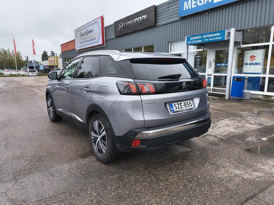 PEUGEOT 3008 2021