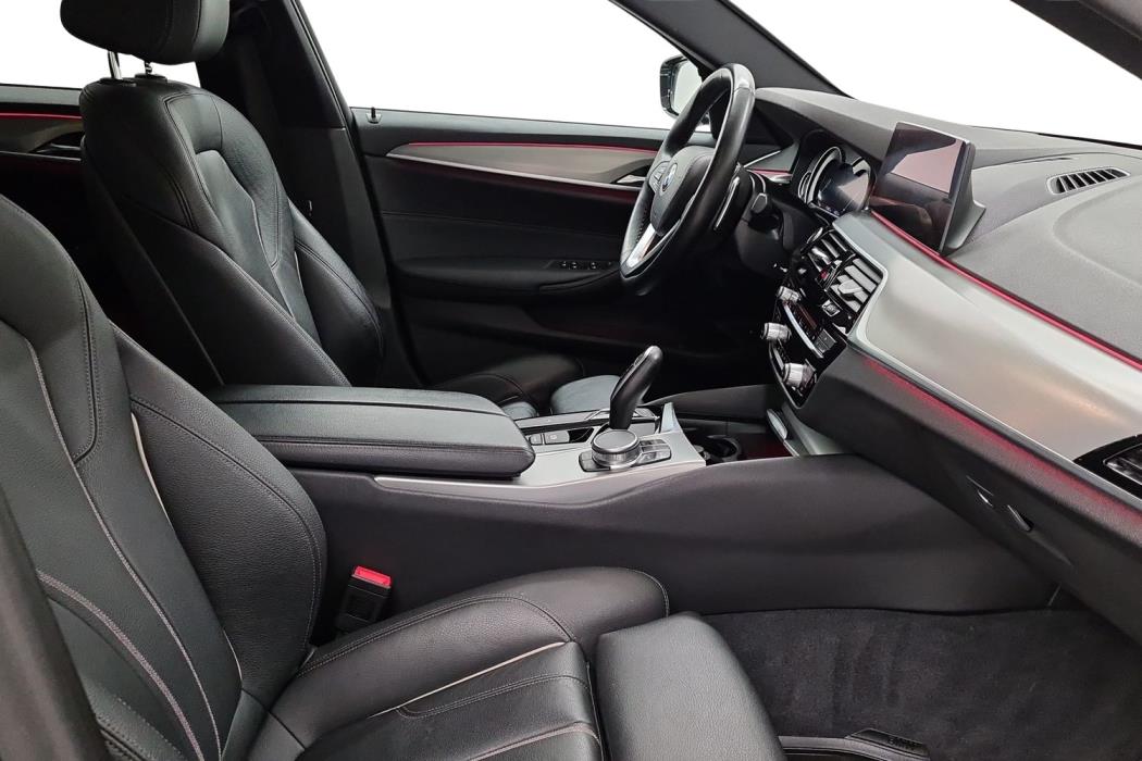 BMW 530 2019