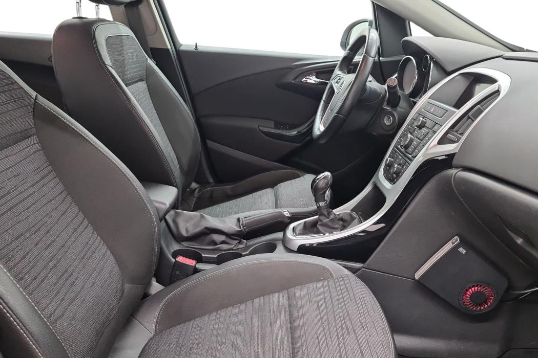 OPEL ASTRA 2015
