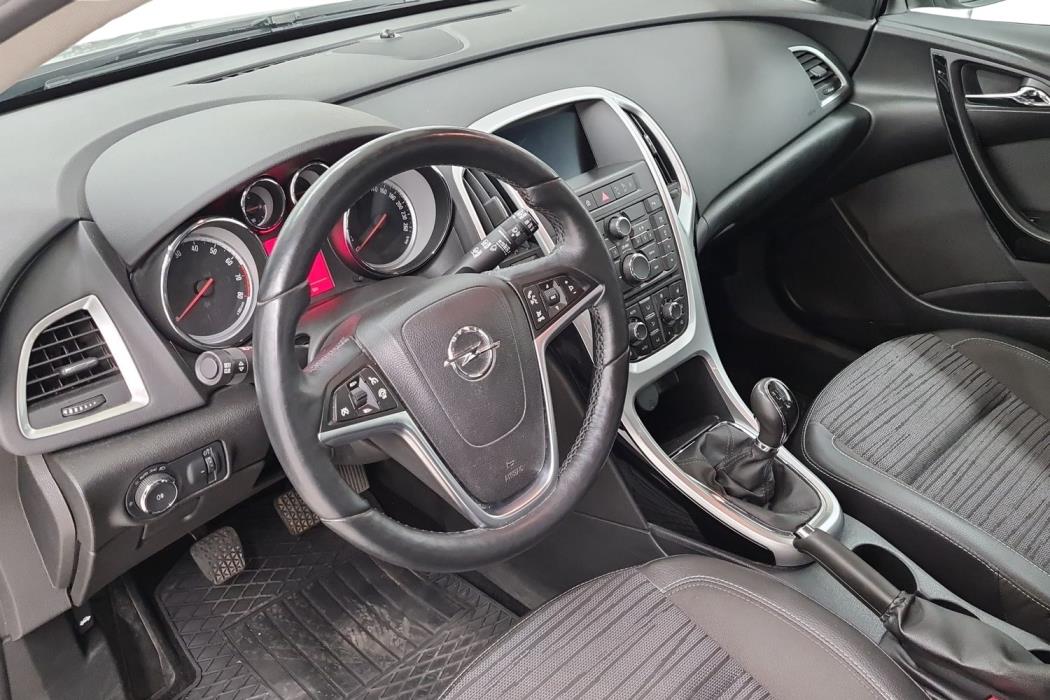 OPEL ASTRA 2015