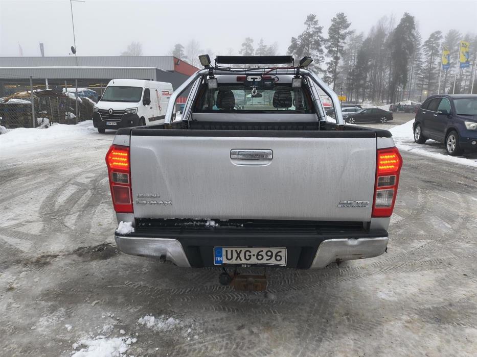 ISUZU D-Max 2013