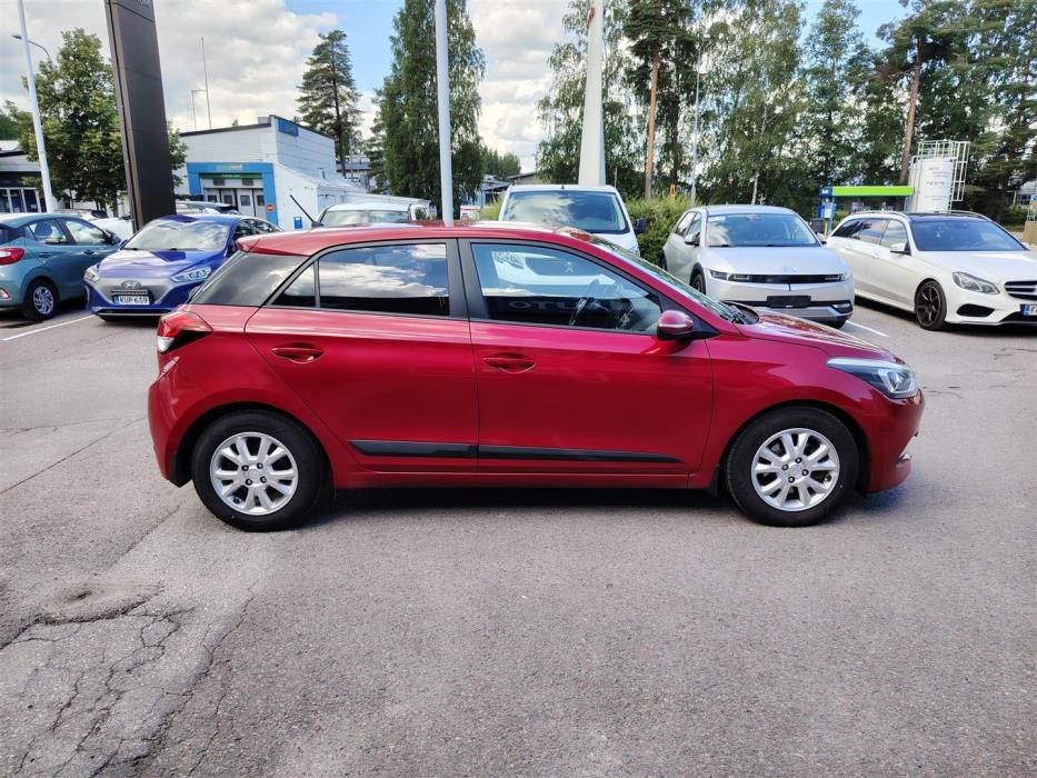 HYUNDAI i20 5d 2016