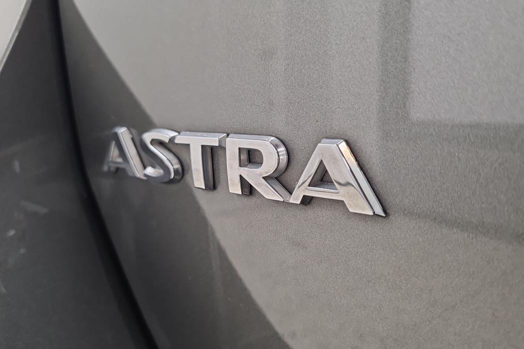 OPEL ASTRA 2018