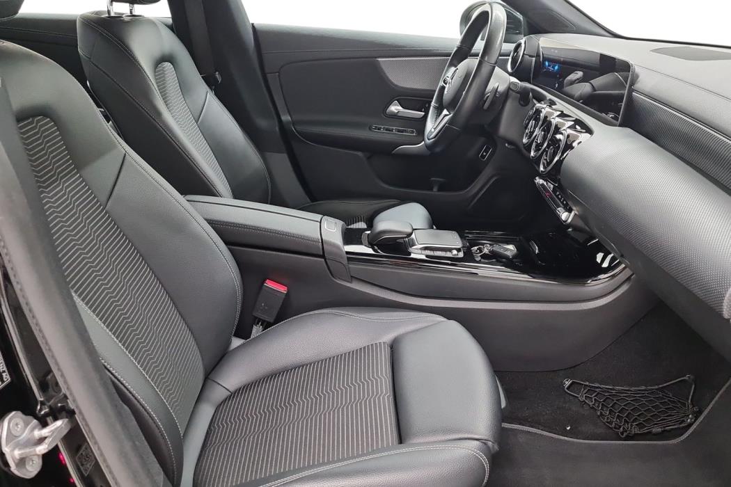 Mercedes-Benz CLA 2021