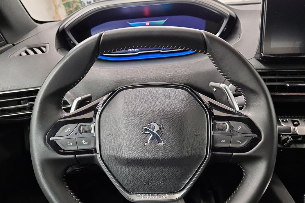 PEUGEOT 3008 2023
