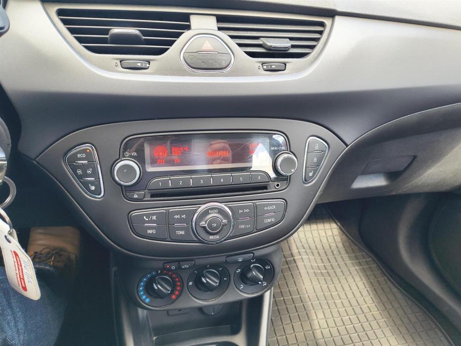 OPEL CORSA 2015