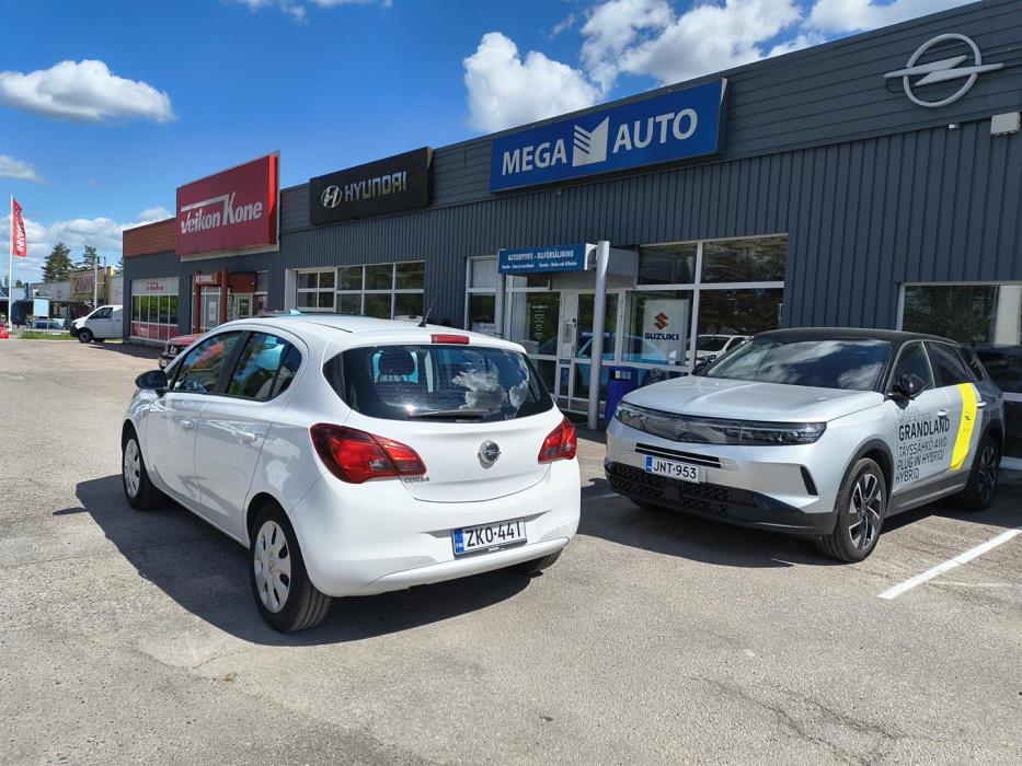 OPEL CORSA 2015