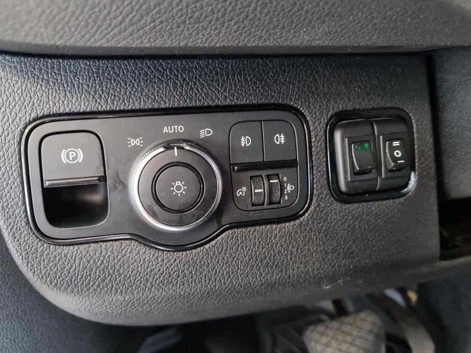 MERCEDES-BENZ SPRINTER 2021