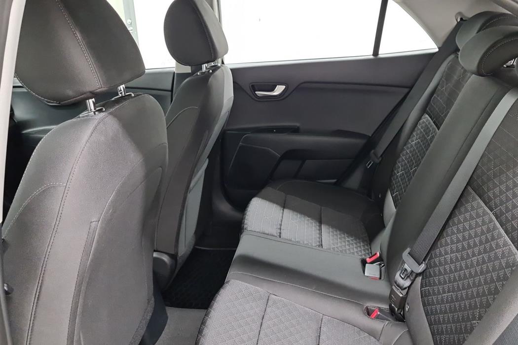 KIA RIO 2021