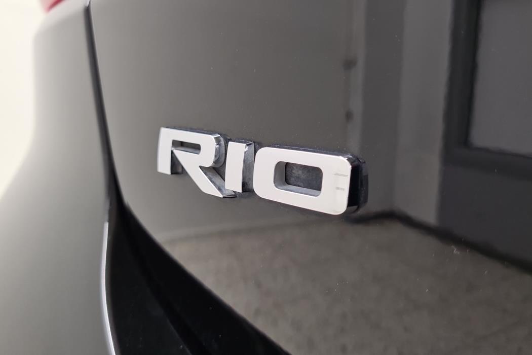KIA RIO 2021