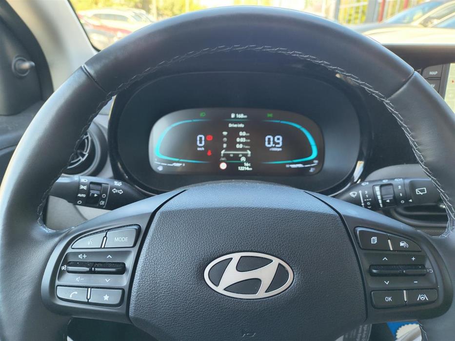 Hyundai i10 2025