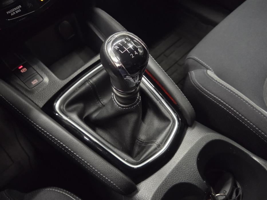 NISSAN Qashqai 2019