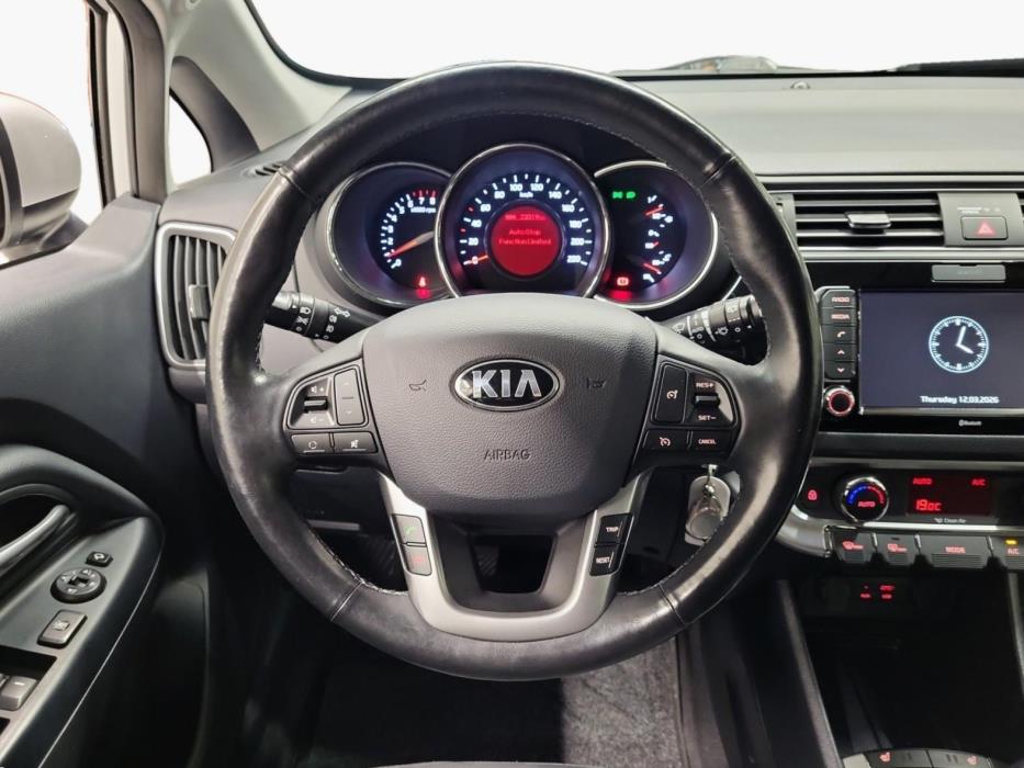 KIA Rio 2015