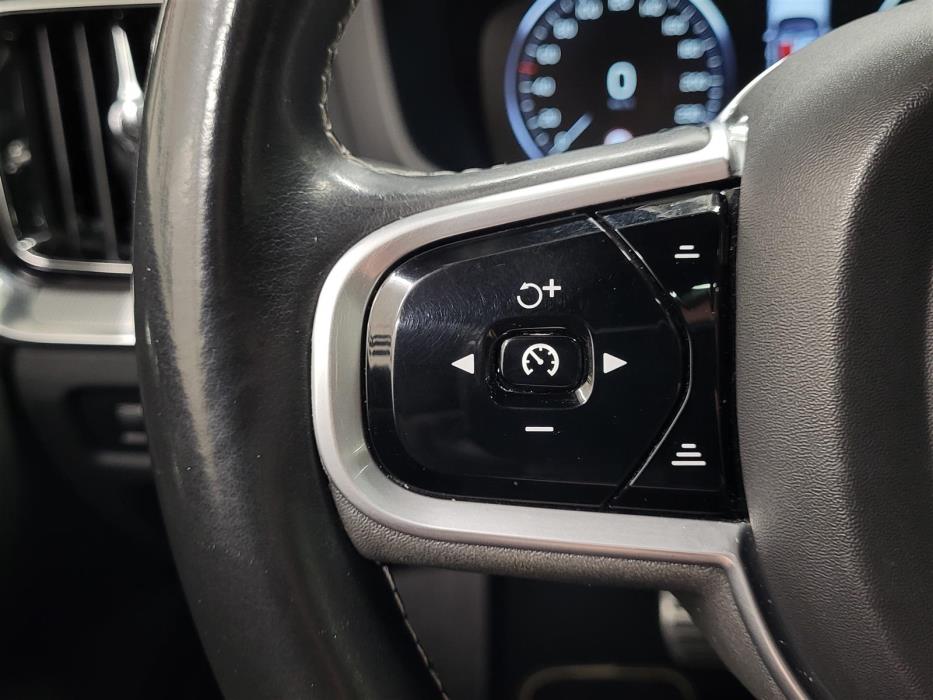 VOLVO V60 2019