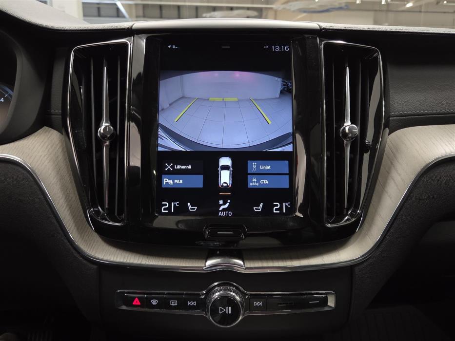 VOLVO XC60 2020