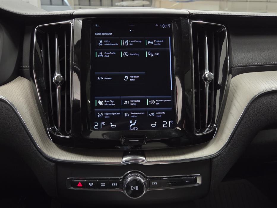 VOLVO XC60 2020
