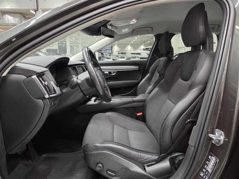 VOLVO V90 2018