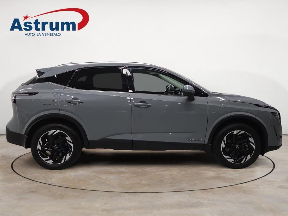 NISSAN Qashqai 2025