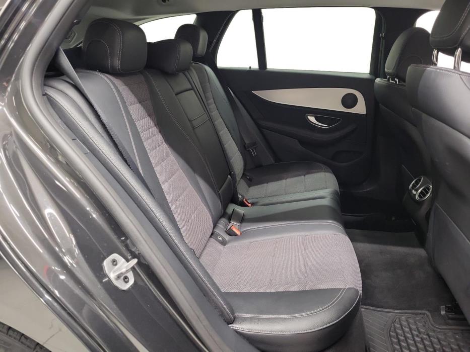 MERCEDES-BENZ E 2021