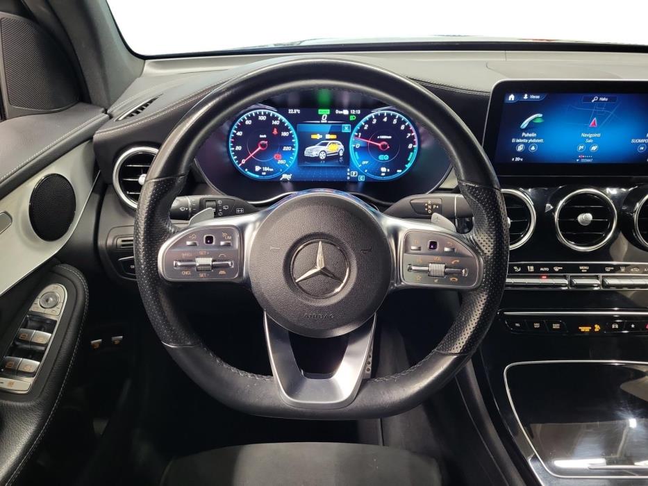 MERCEDES-BENZ GLC 2022