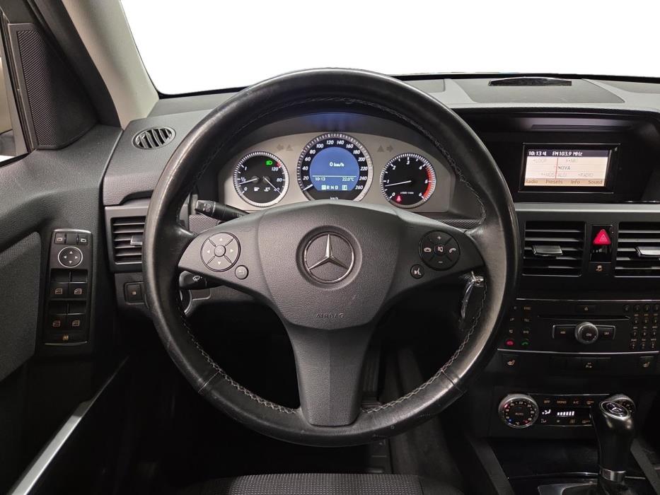 MERCEDES-BENZ GLK 2011