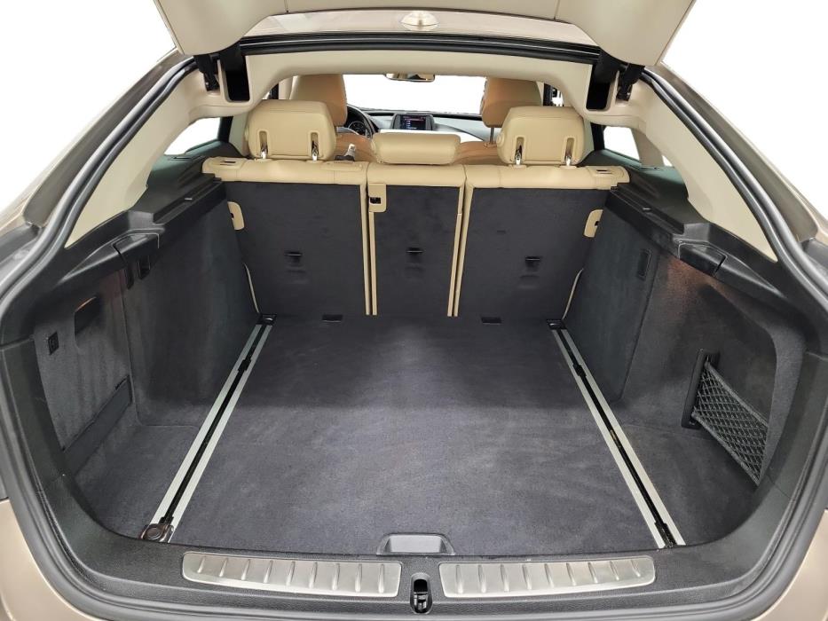 BMW 320 Gran Turismo 2018