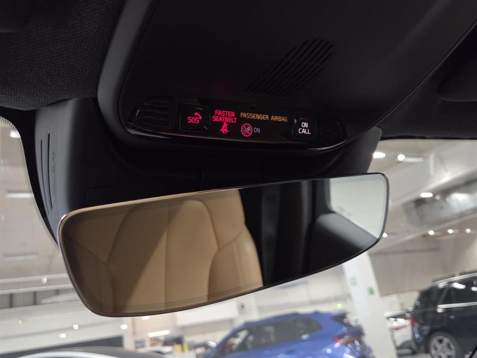 VOLVO XC40 2021