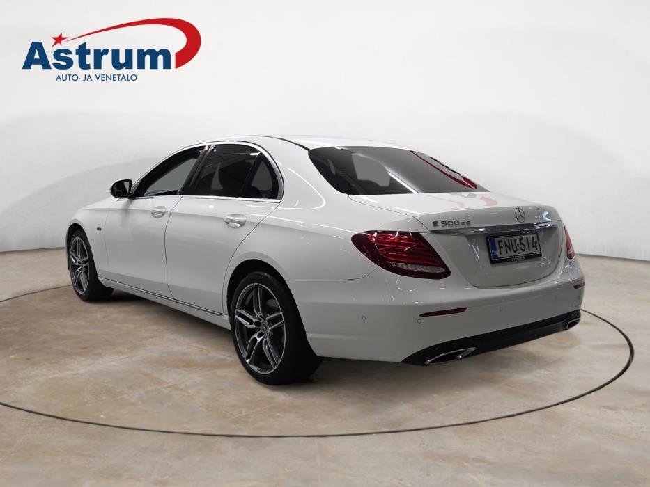 MERCEDES-BENZ E 2019