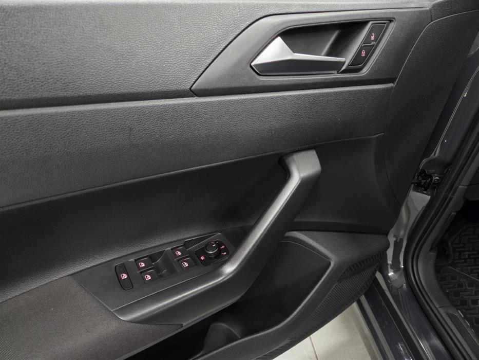 VOLKSWAGEN POLO 2019
