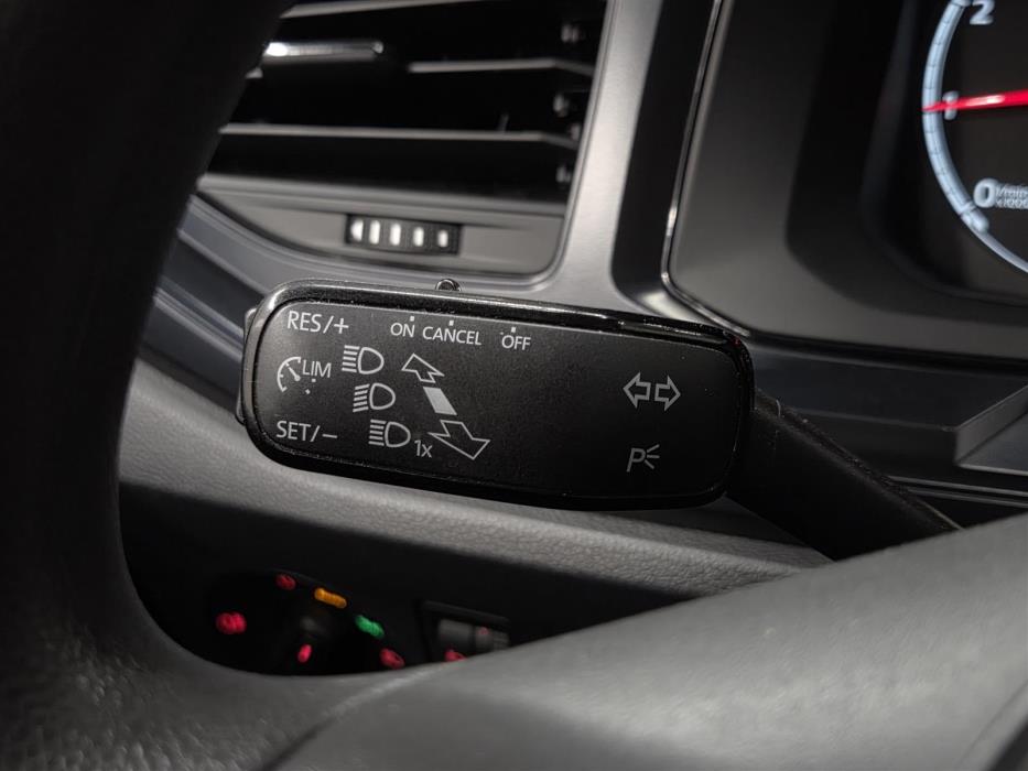 VOLKSWAGEN POLO 2019