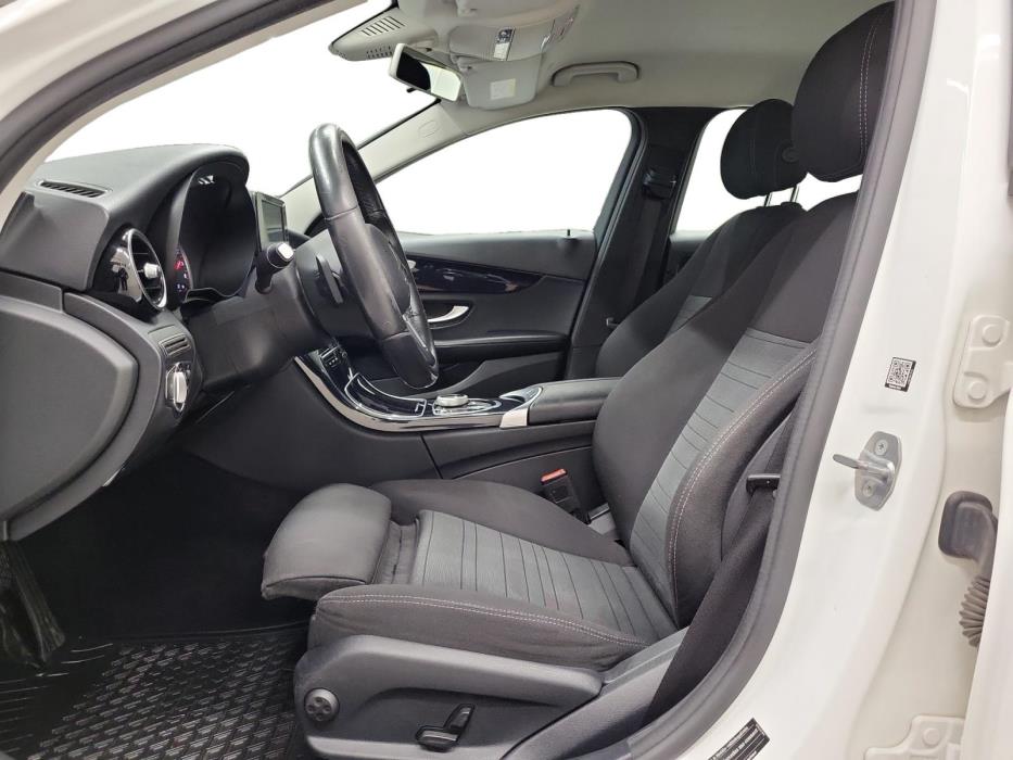 MERCEDES-BENZ C 2019