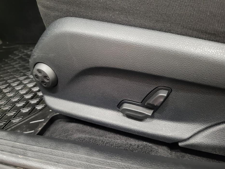 MERCEDES-BENZ C 2019